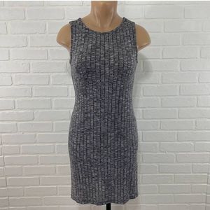 Grey side slits knit dress